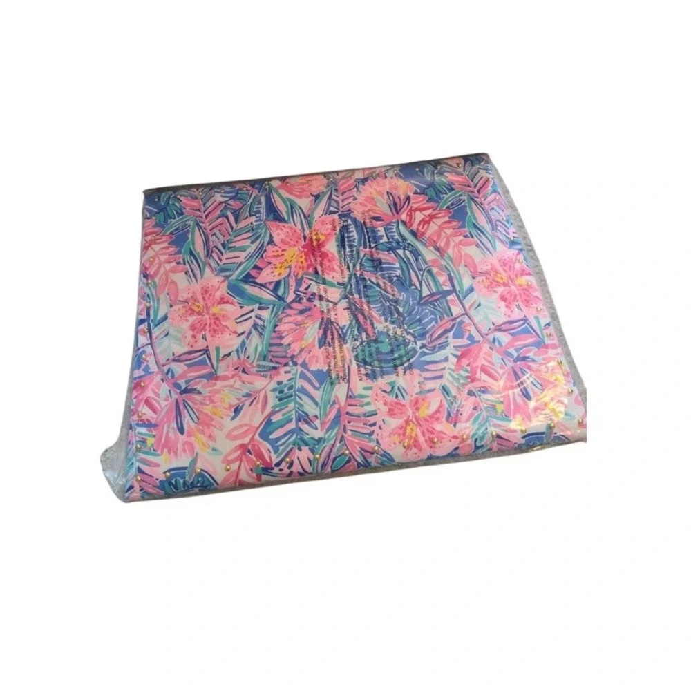 Pottery Barn Teen x Lilly Pulitzer Printed Slathouse Fabric Bulletin Board 18x24